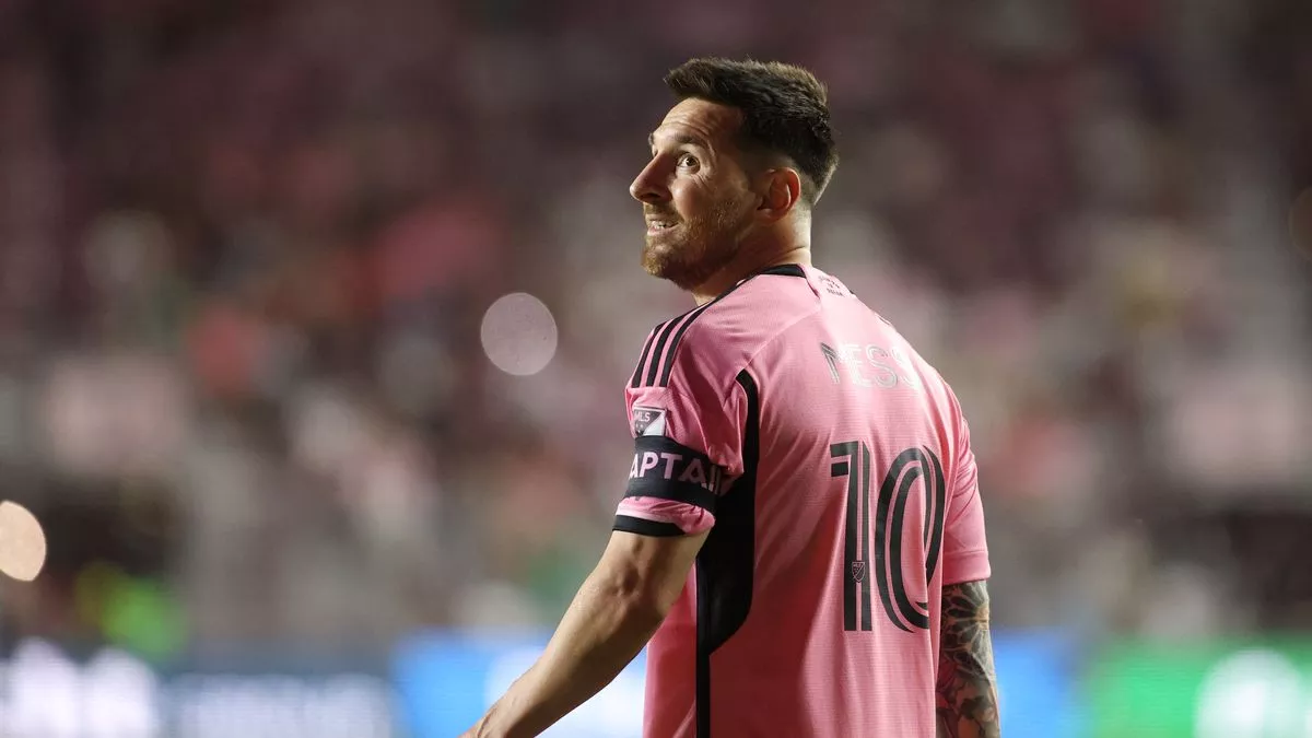 Inter Miami rival coach apologises for calling Lionel Messi 'possessed dwarf'